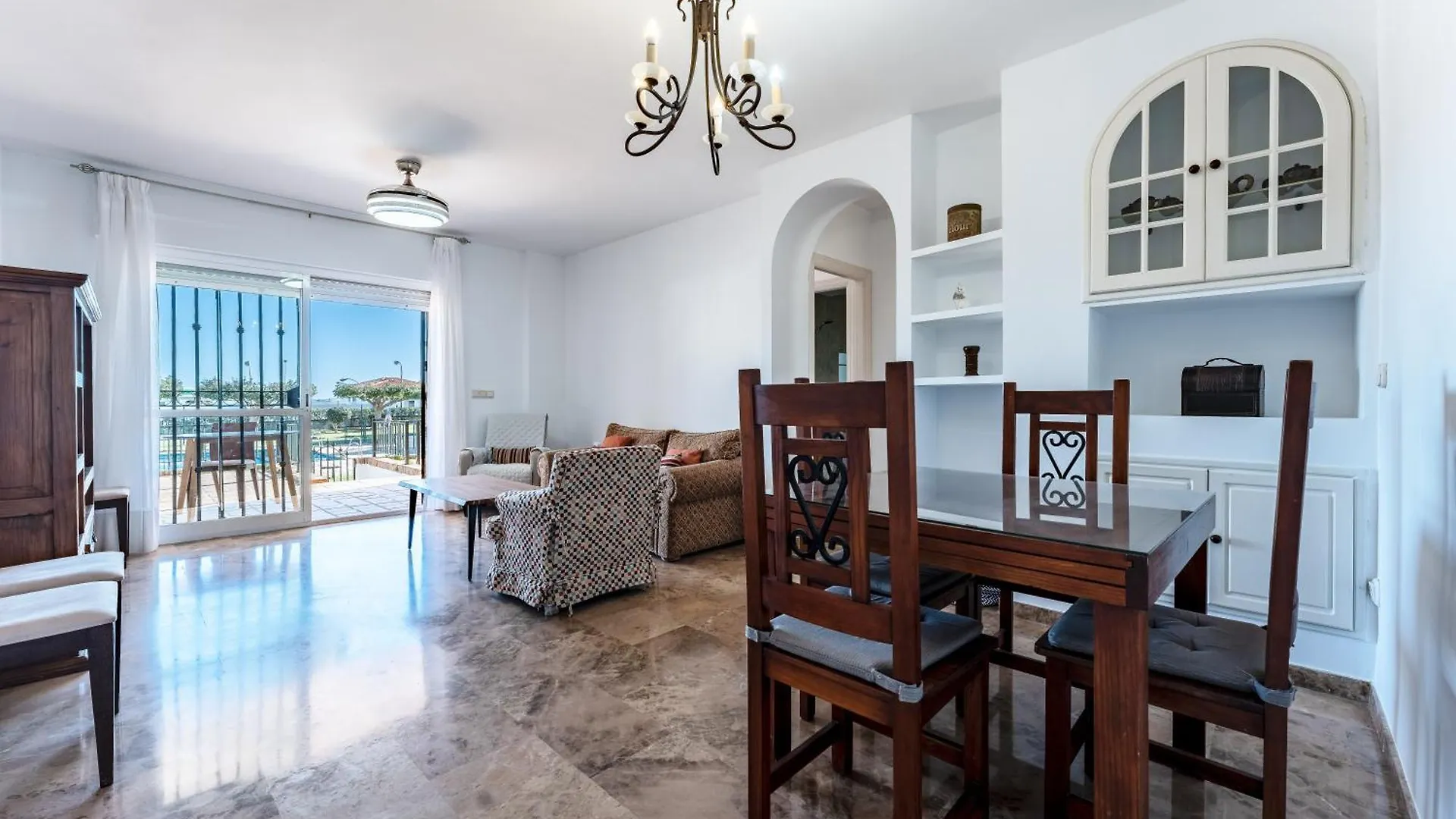 Bajo En Fuengirola Con Vistas Al Mar Apartment